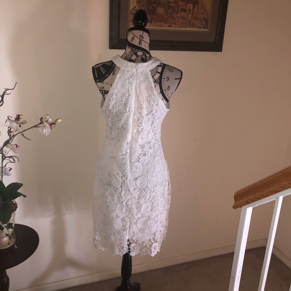 Fitted Lace White dress - size 12 - Picture 4 of 8